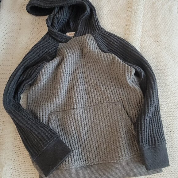 3T Sweatshirt Bundle - Two are Matching Sets! - Picture 2 of 9